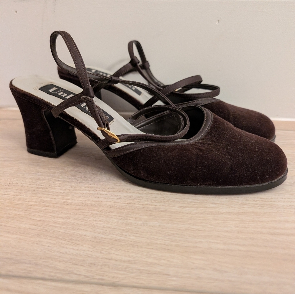 Unlisted Vintage 90s Mary Jane Pumps Velvet‎ Brown 8.5 Y2K